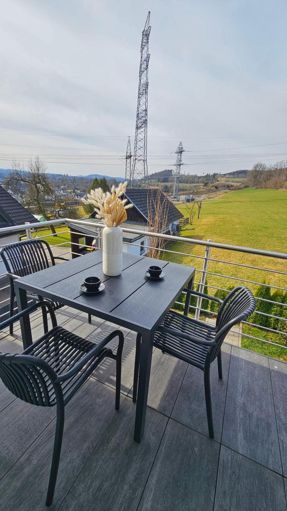 Moderne Ferienwohnung Attendorn Exterior foto